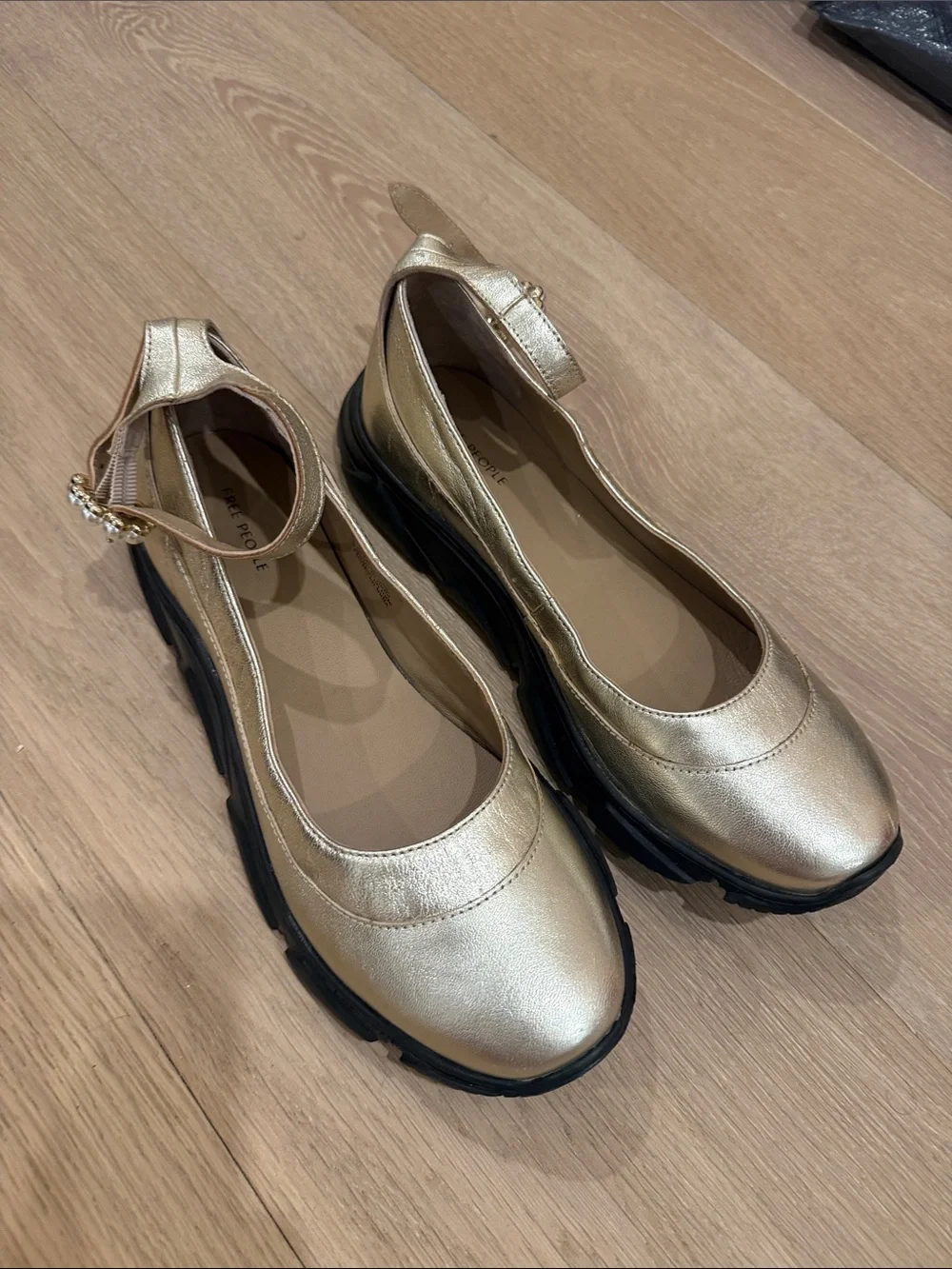 Free people Adventure leather Ballet Sneakers in gold